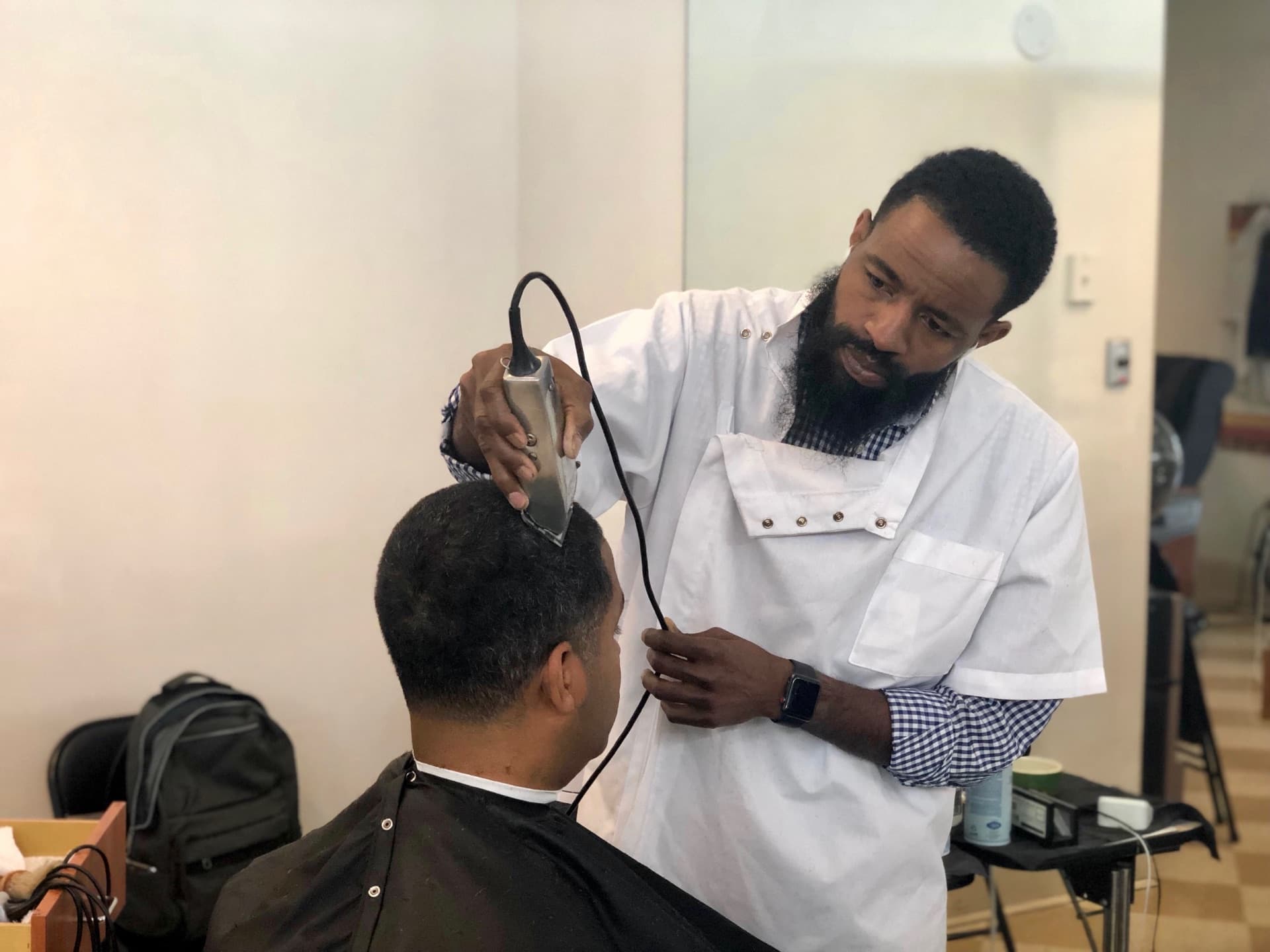 Garland Ingram master barber at Full Circle Salon Suites Suwanee GA